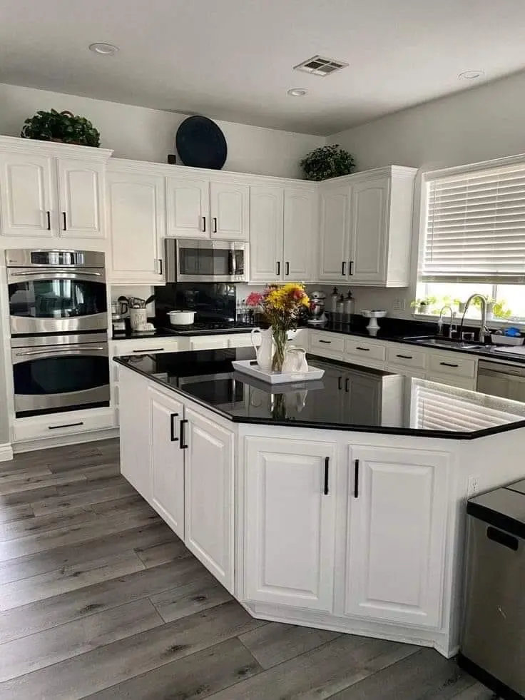 Kitchen cleaning photo by Ceballos Cleaning