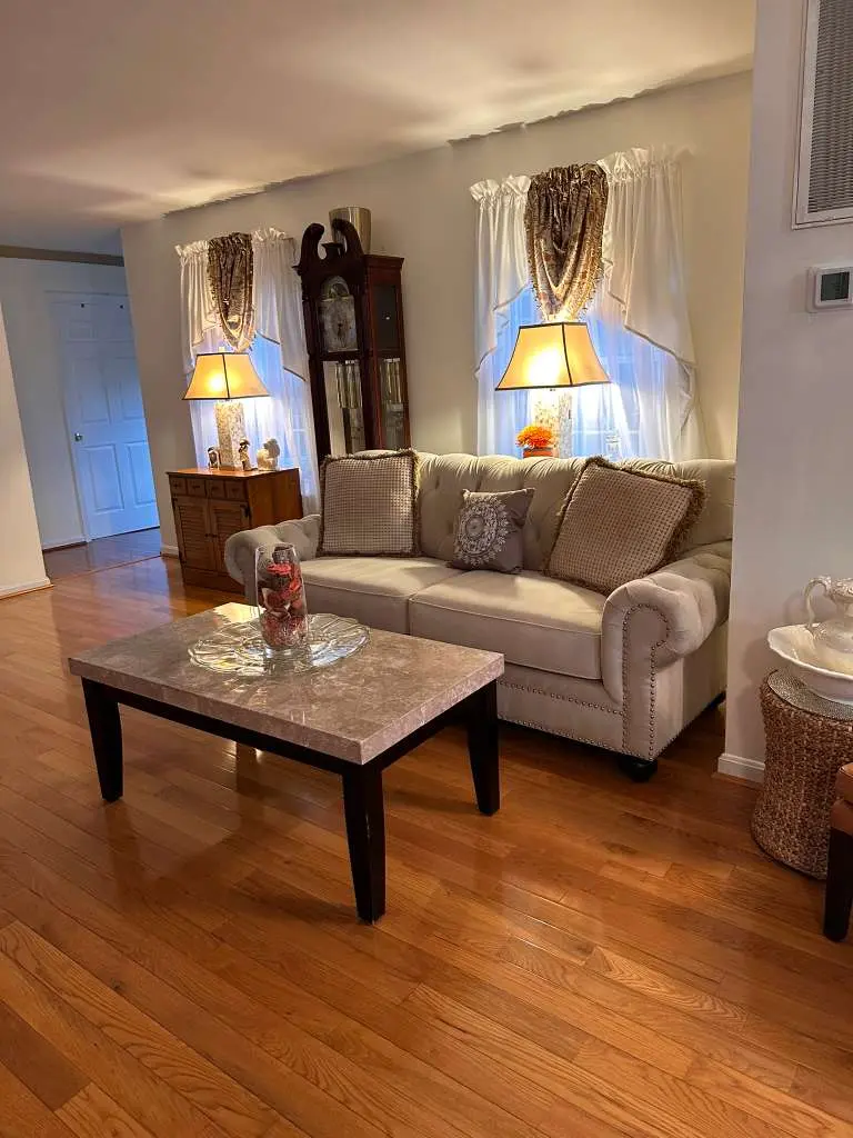 Living Room cleaning photo by Ceballos Cleaning