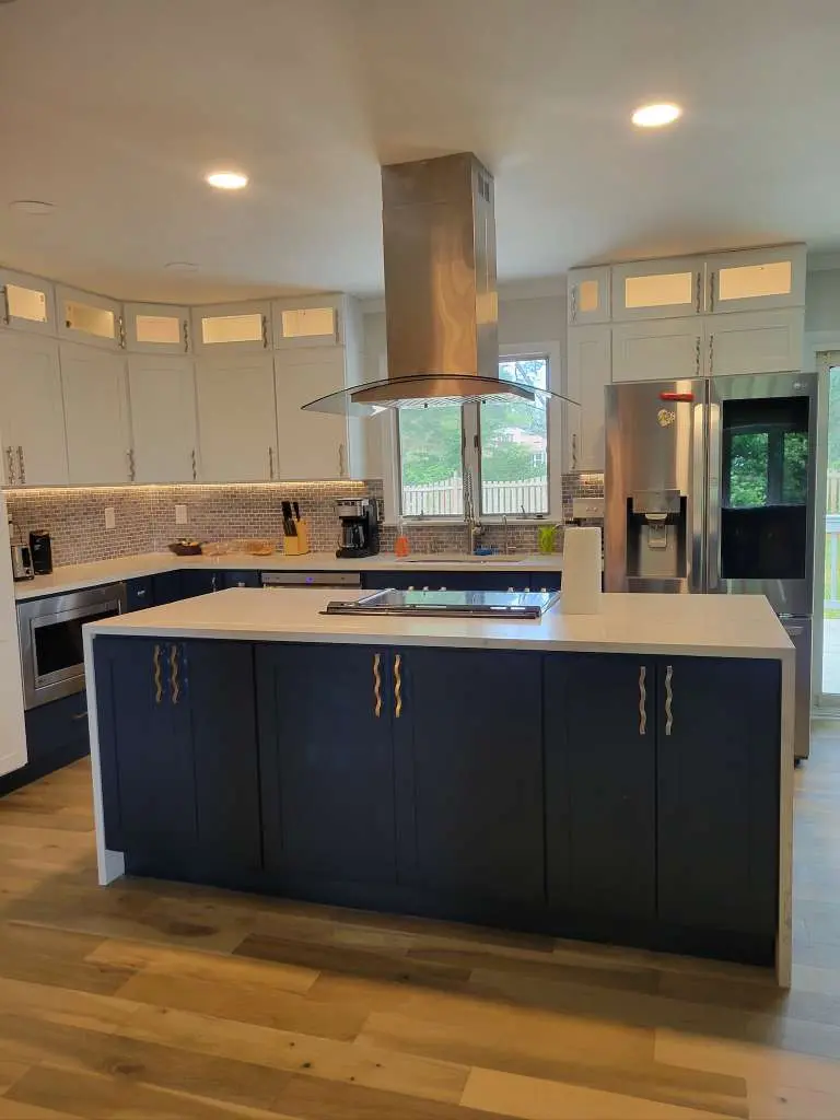Kitchen cleaning photo by Ceballos Cleaning